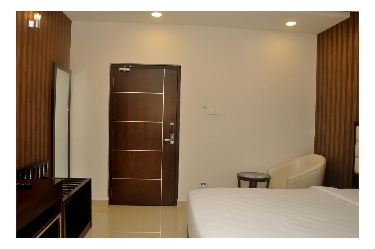 The Kings Park Residency Hotel Chennai Bagian luar foto